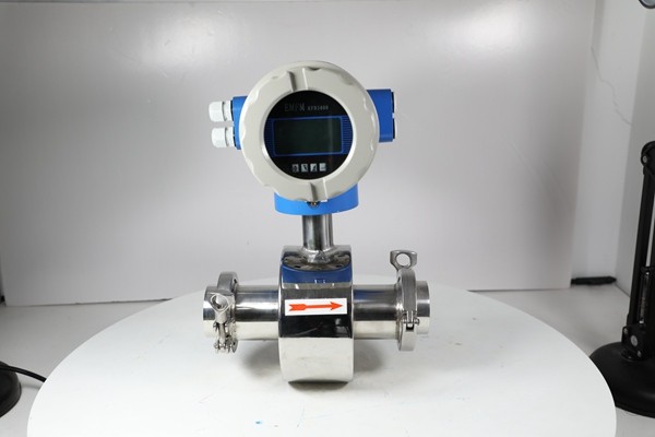 適合測量柔順劑的電磁流量計(jì)